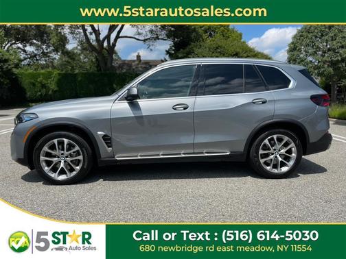 GRAY 2024 BMW X5 xDrive40i