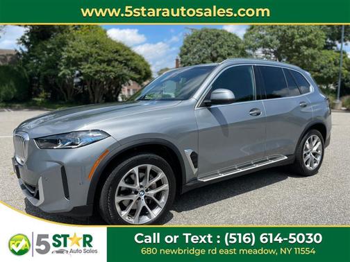 GRAY 2024 BMW X5 xDrive40i