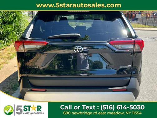 2022 Toyota RAV4 Adventure