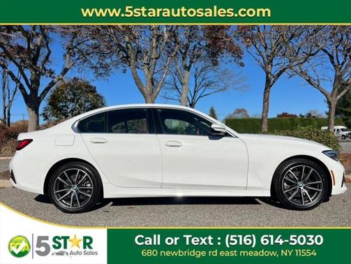 2022 BMW 330 i xDrive