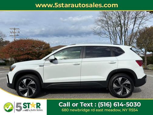 2024 Volkswagen Taos 1.5T SE