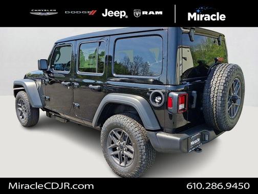 Black Clearcoat 2026 Jeep Wrangler Sport