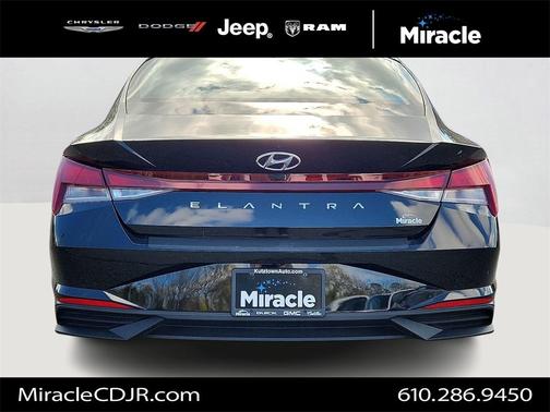 2023 Hyundai ELANTRA SEL