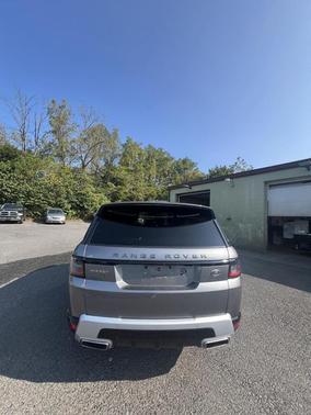 2021 Land Rover Range Rover Sport HSE Silver Edition