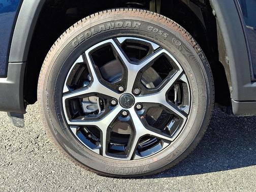 Fathom Blue Pearlcoat 2026 Jeep Compass Limited