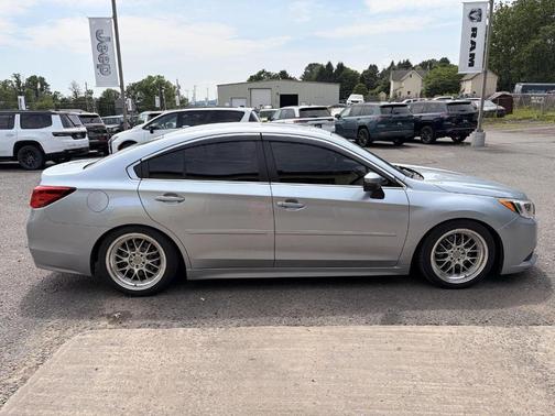 Ice Silver Metallic 2015 Subaru Legacy 3.6R Limited
