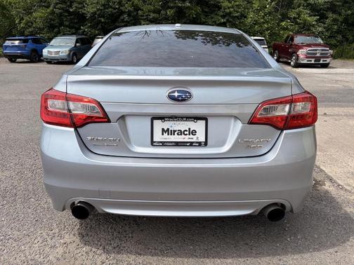 Ice Silver Metallic 2015 Subaru Legacy 3.6R Limited