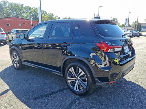 2024 Mitsubishi Outlander Sport SE