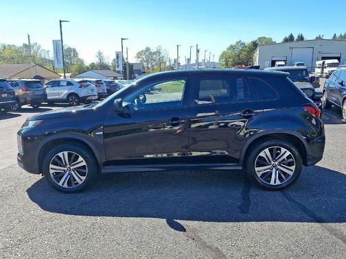 2024 Mitsubishi Outlander Sport SE