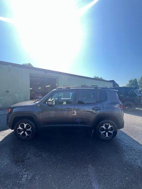 2021 Jeep Renegade Trailhawk
