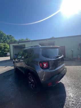 2021 Jeep Renegade Trailhawk