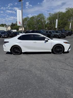 Wind Chill Pearl 2023 Toyota Camry XSE