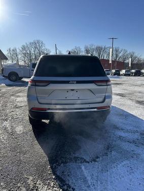 2023 Jeep Grand Cherokee Laredo X