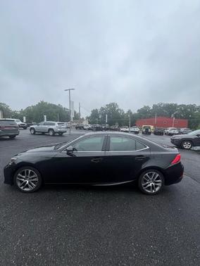 2018 Lexus IS 300 Base