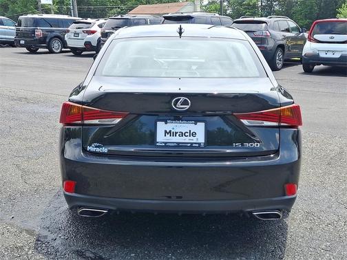 2018 Lexus IS 300 Base