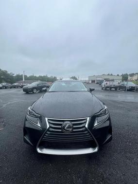 2018 Lexus IS 300 Base