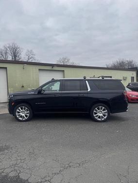 2024 Chevrolet Suburban High Country