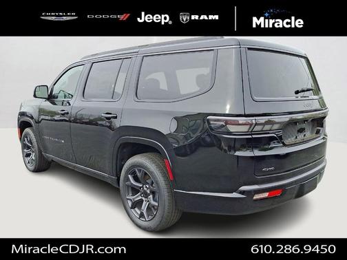 Gloss Black 2026 Jeep Grand Wagoneer Limited