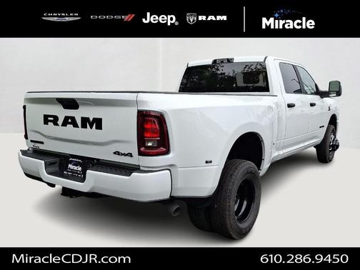 Bright White Clearcoat 2026 RAM 3500 Big Horn