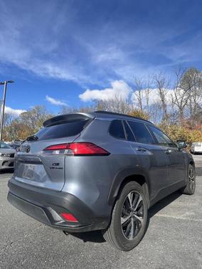 2025 Toyota Corolla Cross Hybrid XSE