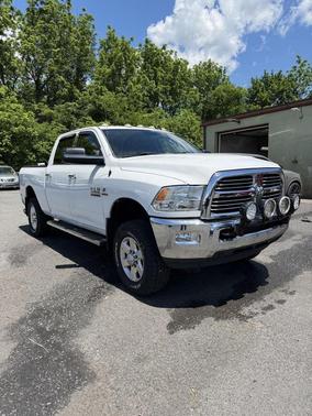 Bright White Clearcoat 2015 RAM 2500 Big Horn