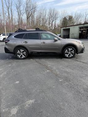 Brilliant Bronze Metallic 2021 Subaru Outback Limited