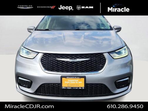 2021 Chrysler Pacifica Touring-L