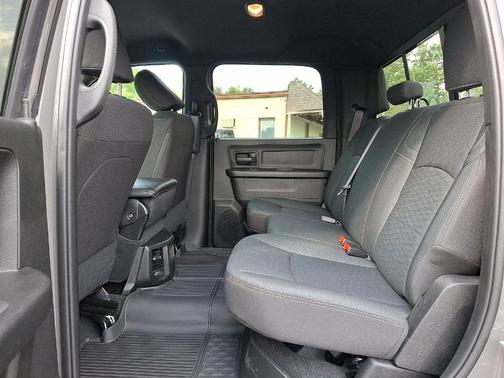 Ceramic Gray Clearcoat 2026 RAM 2500 Black Express
