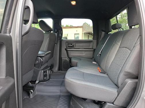 Ceramic Gray Clearcoat 2026 RAM 2500 Black Express