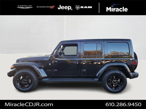 2022 Jeep Wrangler Unlimited Sahara Altitude