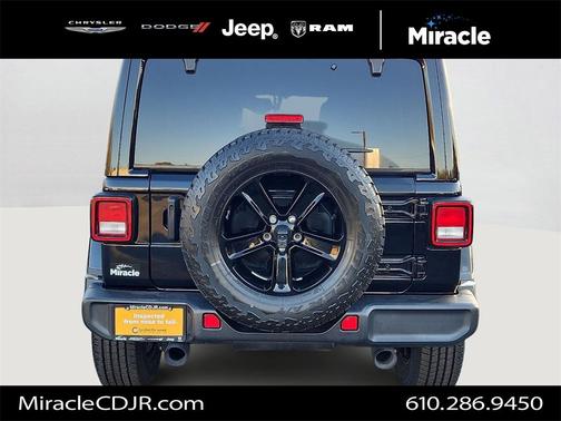2022 Jeep Wrangler Unlimited Sahara Altitude