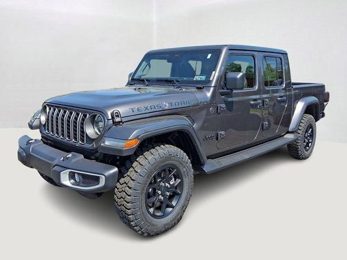 Granite Crystal Clearcoat Metallic 2026 Jeep Gladiator Texas Trail