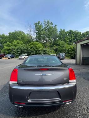 2018 Chrysler 300 Limited