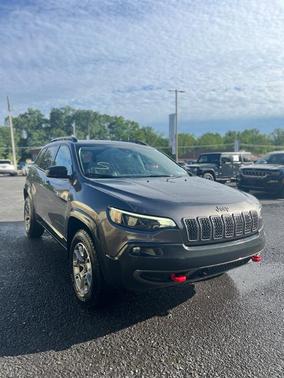 2022 Jeep Cherokee Trailhawk