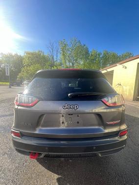 2022 Jeep Cherokee Trailhawk