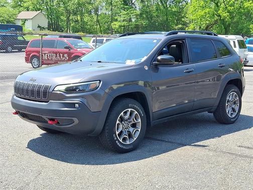 2022 Jeep Cherokee Trailhawk