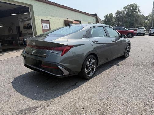 Amazon Gray 2024 Hyundai ELANTRA Limited