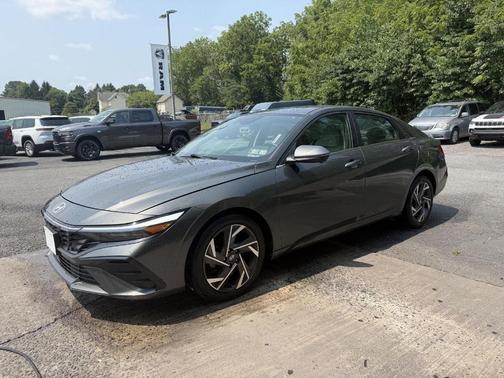 Amazon Gray 2024 Hyundai ELANTRA Limited