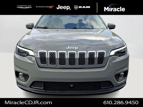 Sting Gray Clearcoat 2021 Jeep Cherokee Latitude Plus
