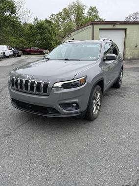 Sting Gray Clearcoat 2021 Jeep Cherokee Latitude Plus