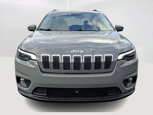 Sting Gray Clearcoat 2021 Jeep Cherokee Latitude Plus
