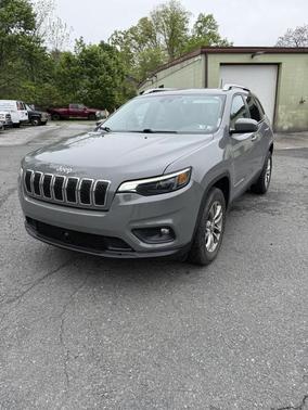 Sting Gray Clearcoat 2021 Jeep Cherokee Latitude Plus