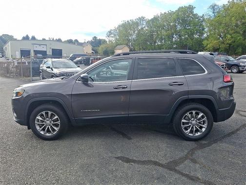 2022 Jeep Cherokee Latitude Lux