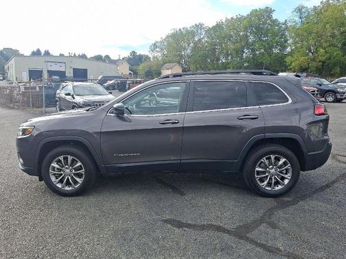 2022 Jeep Cherokee Latitude Lux