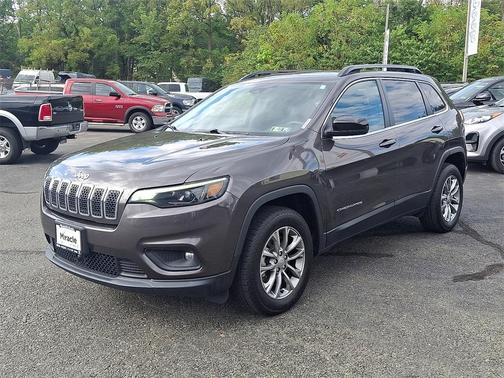 2022 Jeep Cherokee Latitude Lux
