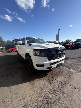 Bright White Clearcoat 2020 RAM 1500 Big Horn
