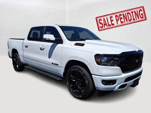 Bright White Clearcoat 2020 RAM 1500 Big Horn