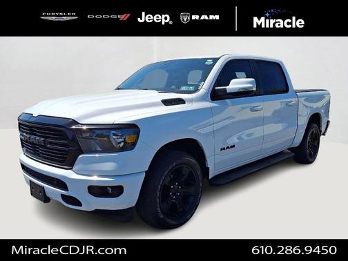 Bright White Clearcoat 2020 RAM 1500 Big Horn