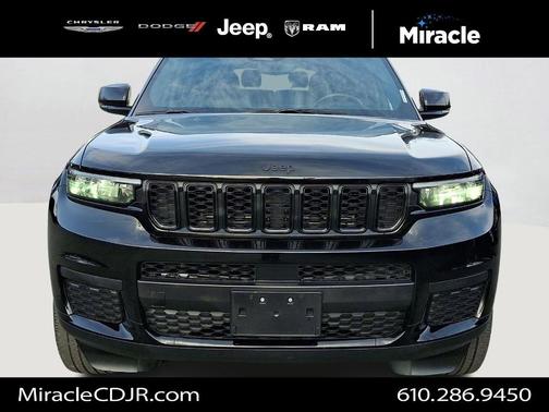 2022 Jeep Grand Cherokee L Laredo