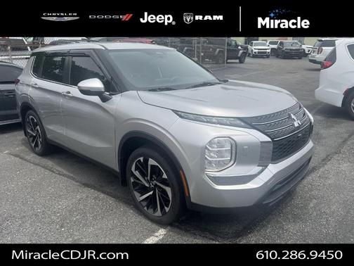 Alloy Silver Metallic 2022 Mitsubishi Outlander ES